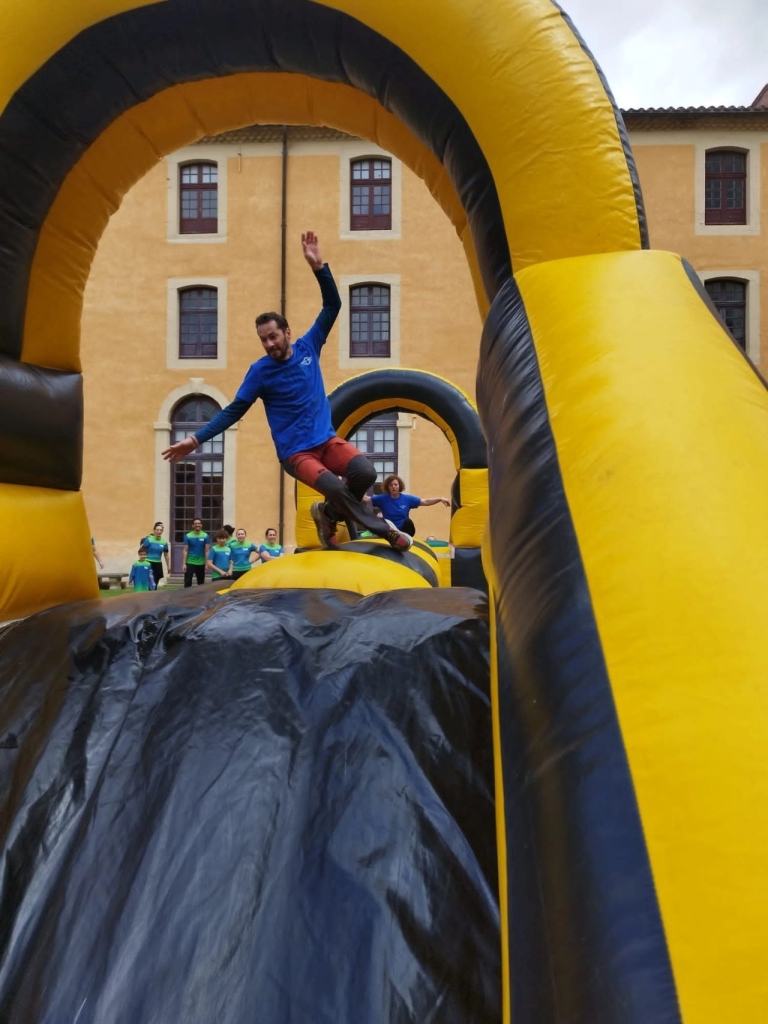 Mud Park Sorèze : un défi sportif au service de la cohésion